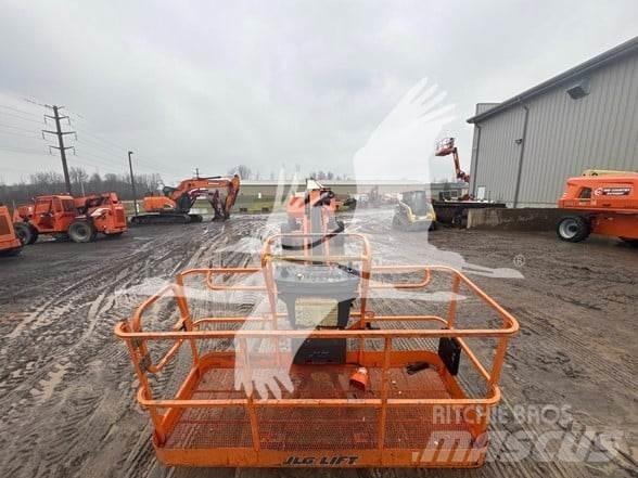 JLG 860SJ 伸縮臂高空作業車