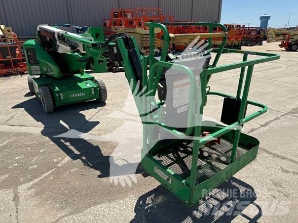 JLG E400AJPN 曲臂高空作業車