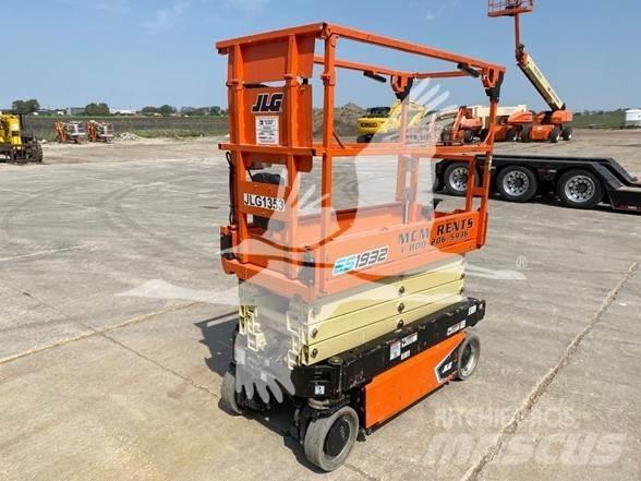 JLG ES1932 剪式升降機