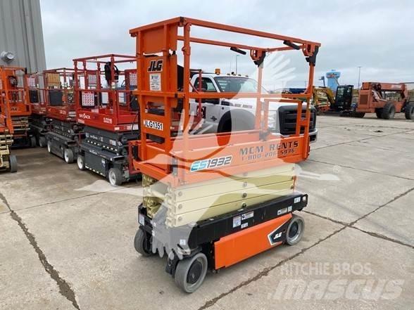 JLG ES1932 剪式升降機