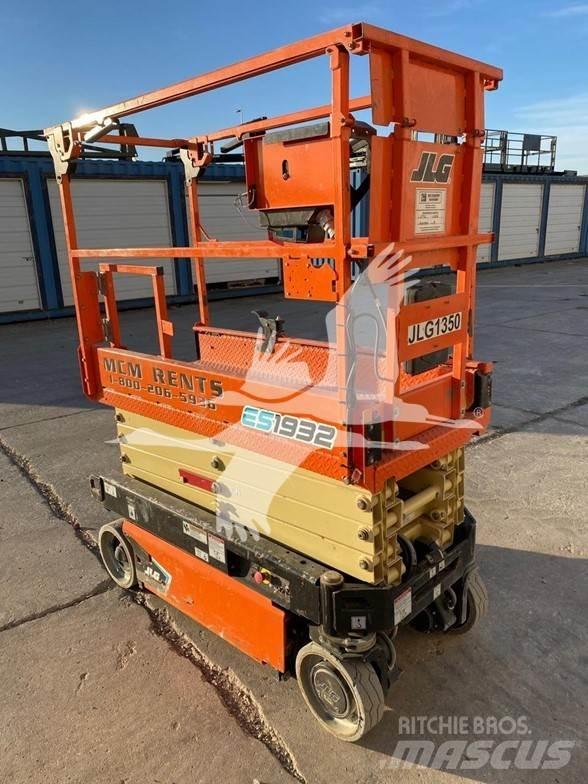 JLG ES1932 剪式升降機