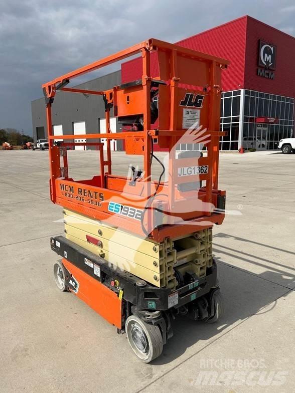 JLG ES1932 剪式升降機
