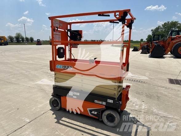 JLG ES1932 剪式升降機