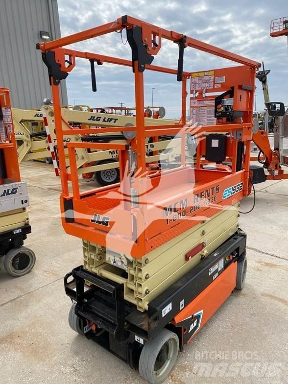 JLG ES1932 剪式升降機