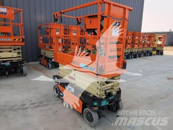 JLG ES1932 剪式升降機