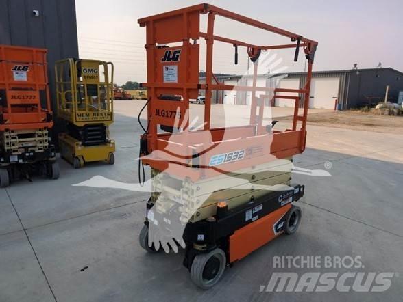 JLG ES1932 剪式升降機