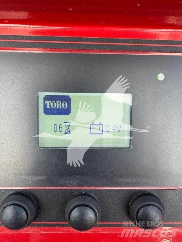 Toro TX-1000 滑移轉向裝載機