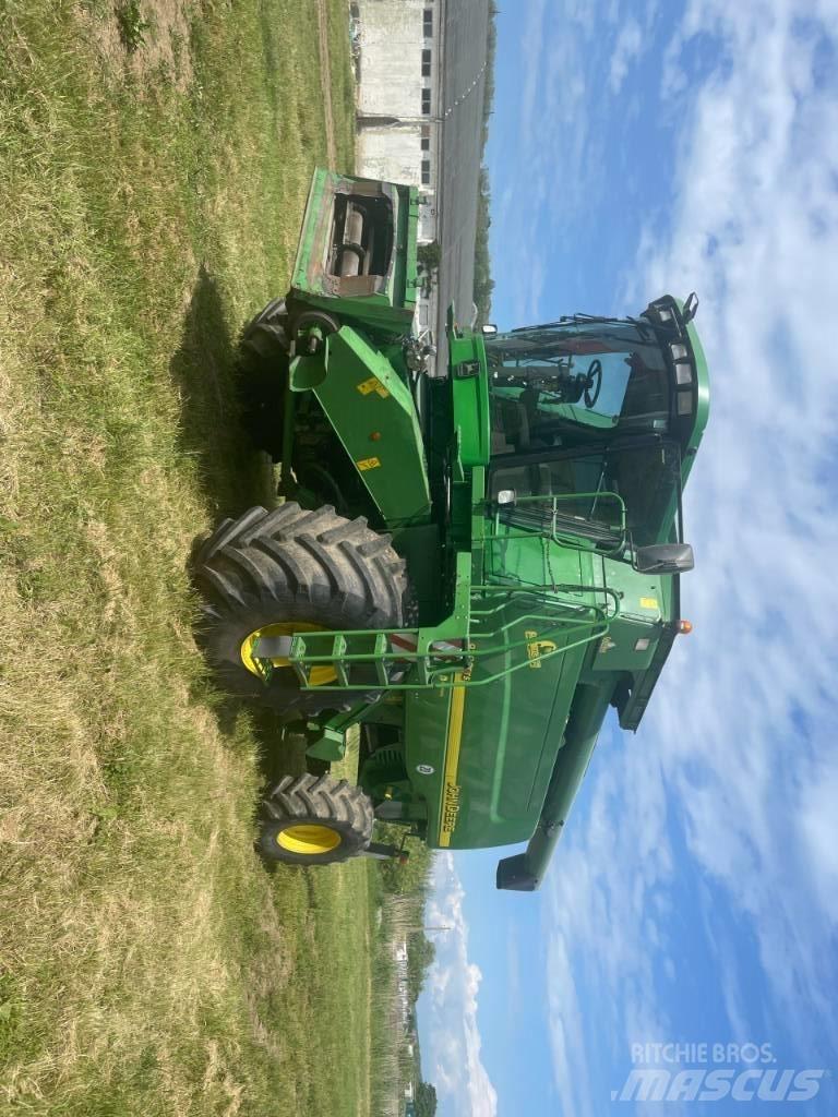 John Deere 9780 CTS 聯合收穫機