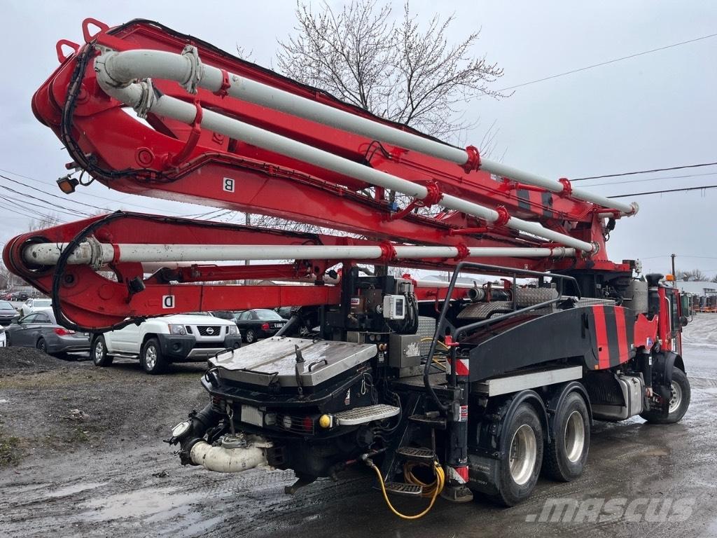 Liebherr 37XXT-Z4 混凝土泵浦