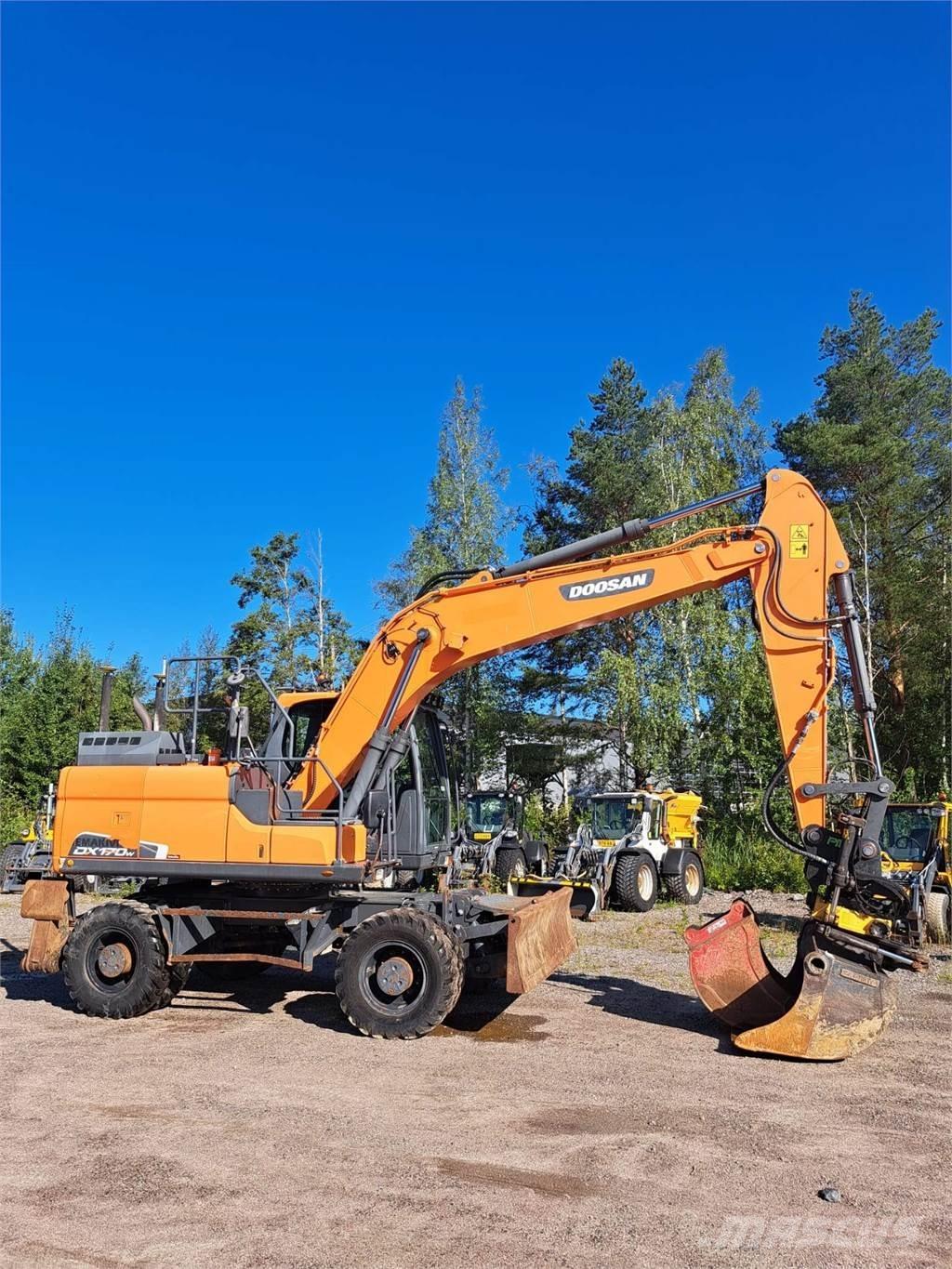 Doosan DX170W-5 旋轉式挖土機/掘鑿機/挖掘機