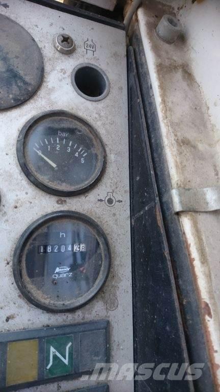 Liebherr A900 旋轉式挖土機/掘鑿機/挖掘機