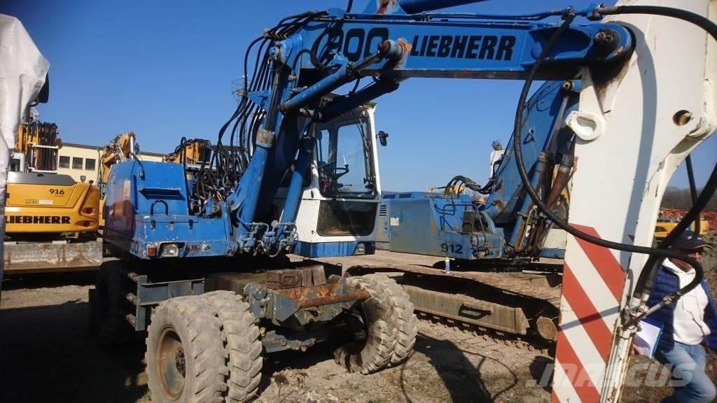 Liebherr A900 旋轉式挖土機/掘鑿機/挖掘機