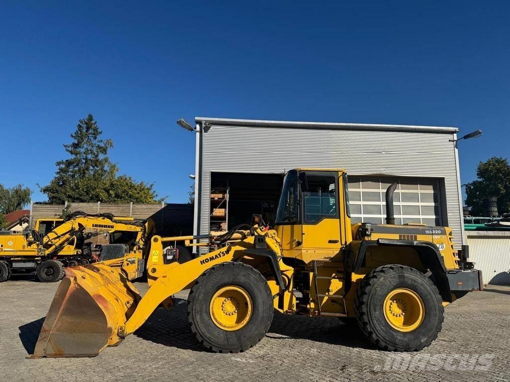 Komatsu WA 320-3H 輪胎式裝載機