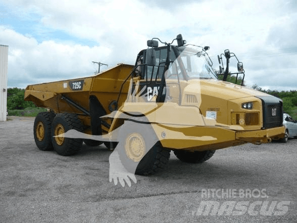 CAT 725C2 鉸接式起吊車