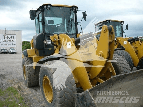 CAT 938M 輪胎式裝載機
