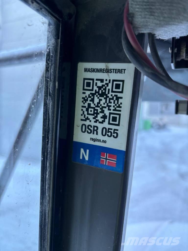 Volvo A 30 G 鉸接式起吊車