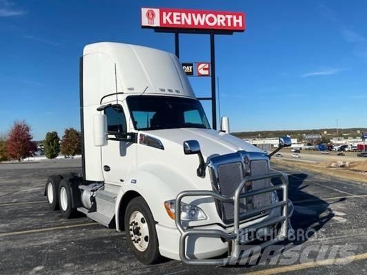 Kenworth T 680 曳引機組件