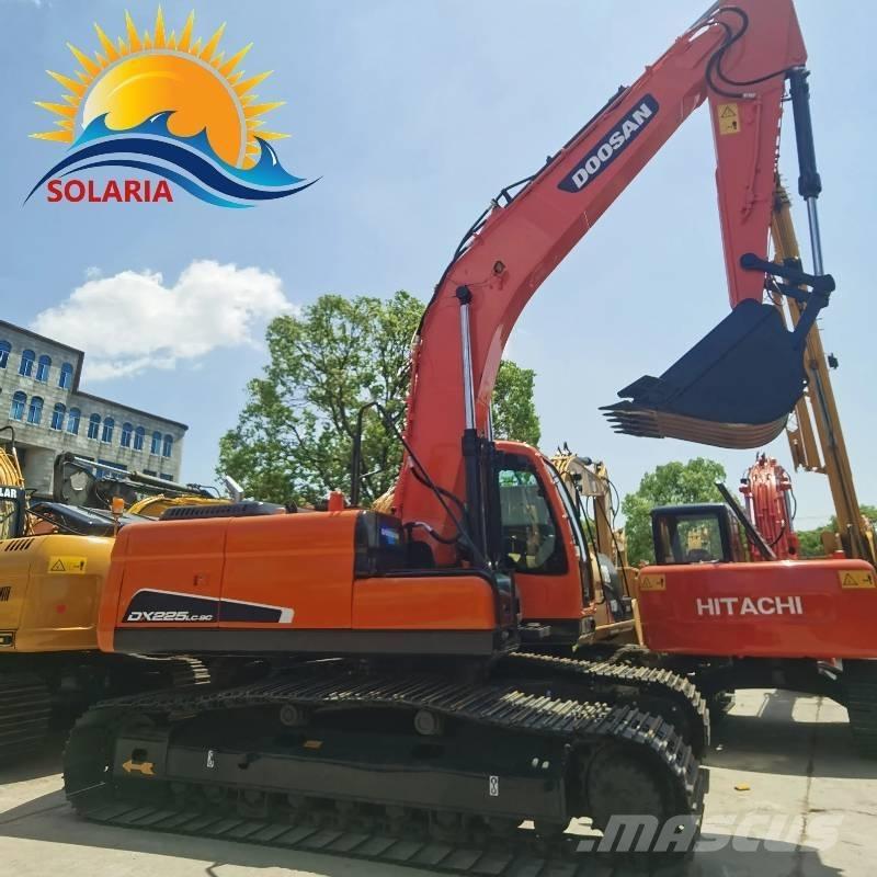 Doosan DX 225 LC 履帶式 挖土機/掘鑿機/挖掘機