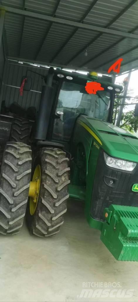 John Deere 8R·3204 曳引機
