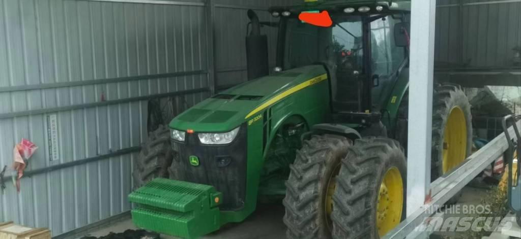 John Deere 8R·3204 曳引機