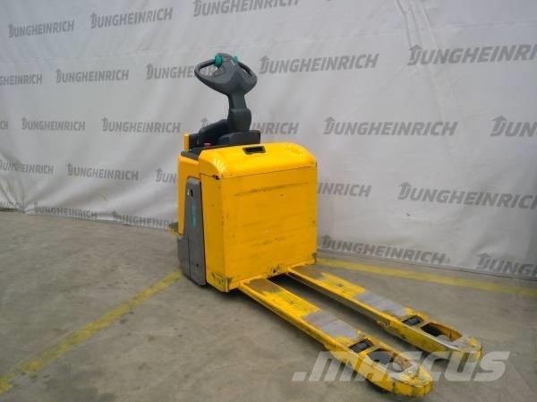 Jungheinrich ERE 225 平台型低架升降機