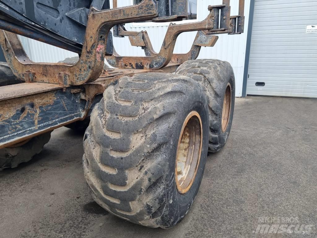 Komatsu 855 集運機