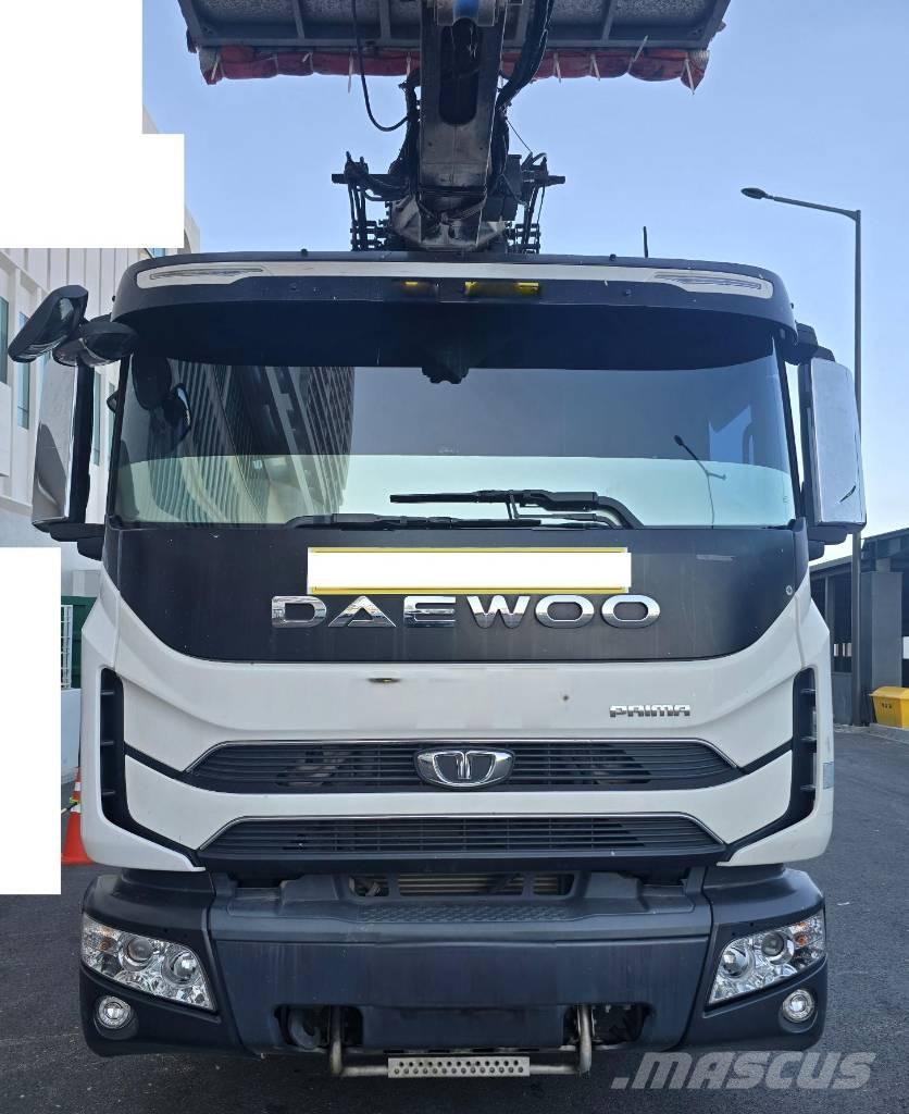 Horyong SKY750 卡車裝載高空作業車