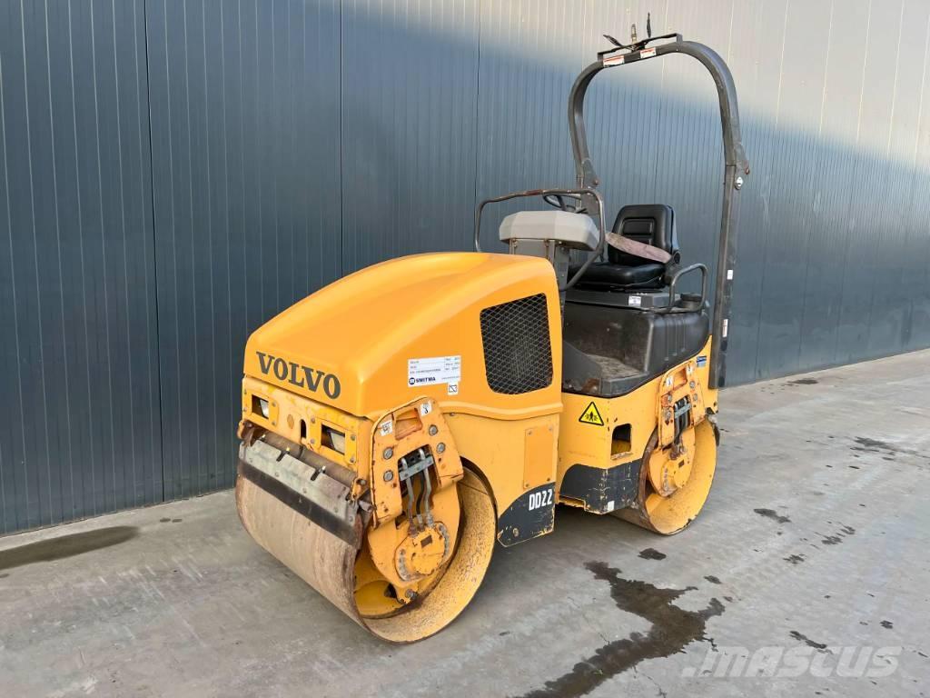 Volvo DD22 雙輪滾壓機