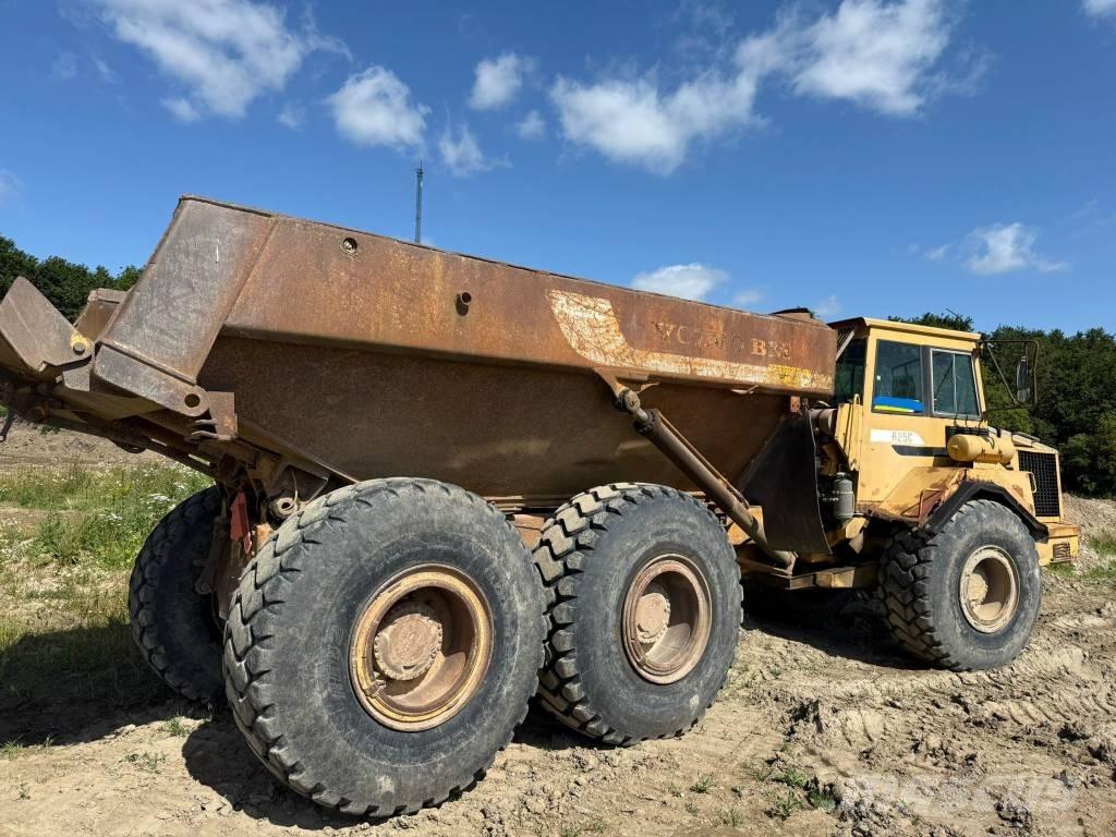 Volvo A 25 C 側卸礦車