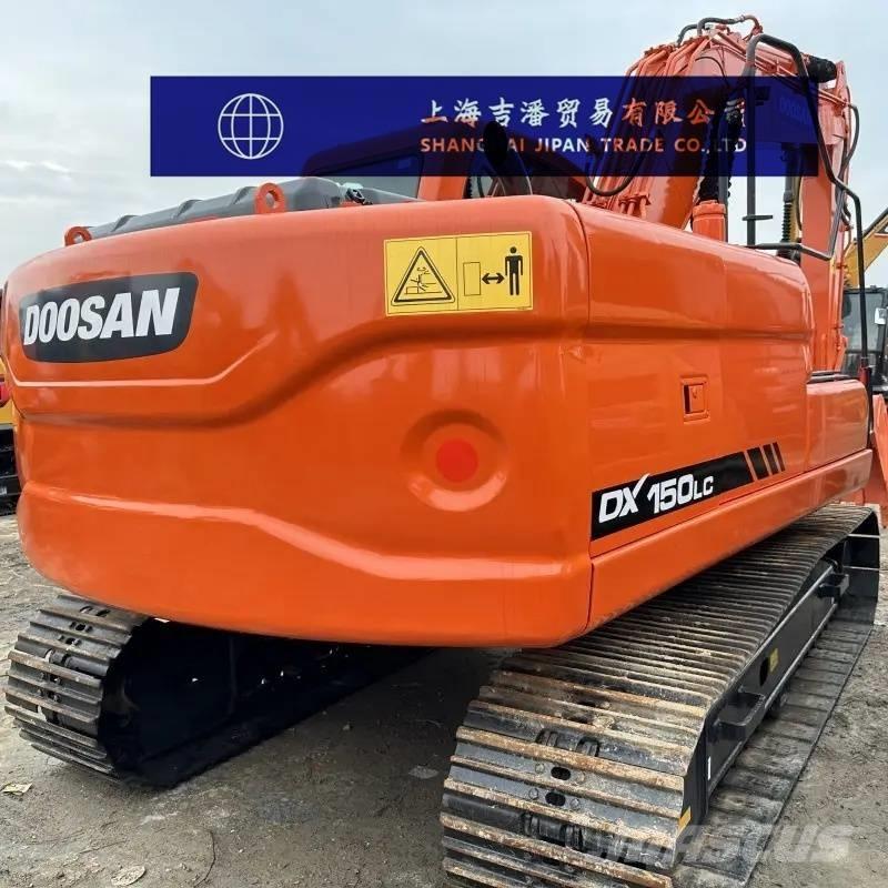 Doosan DX 150 中型挖土機/掘鑿機/挖掘機 7t-12t