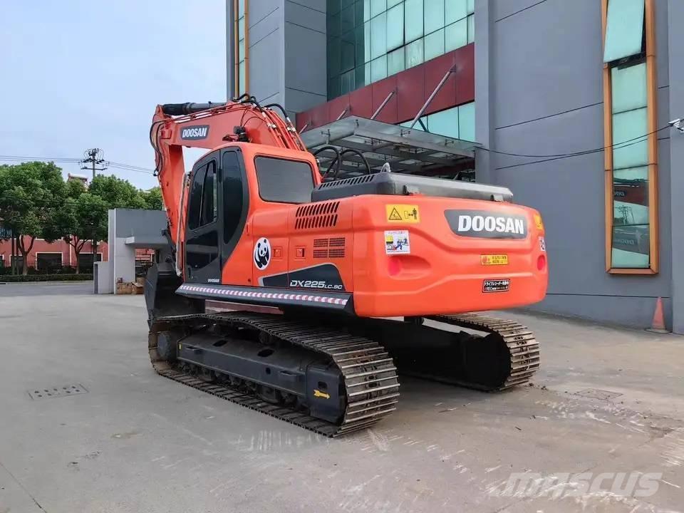 Doosan DX225LC-9C 履帶式 挖土機/掘鑿機/挖掘機