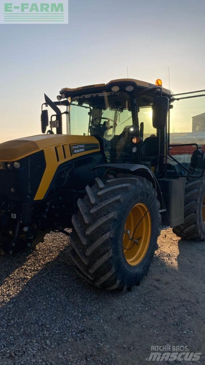 JCB Fastrac 4220 曳引機