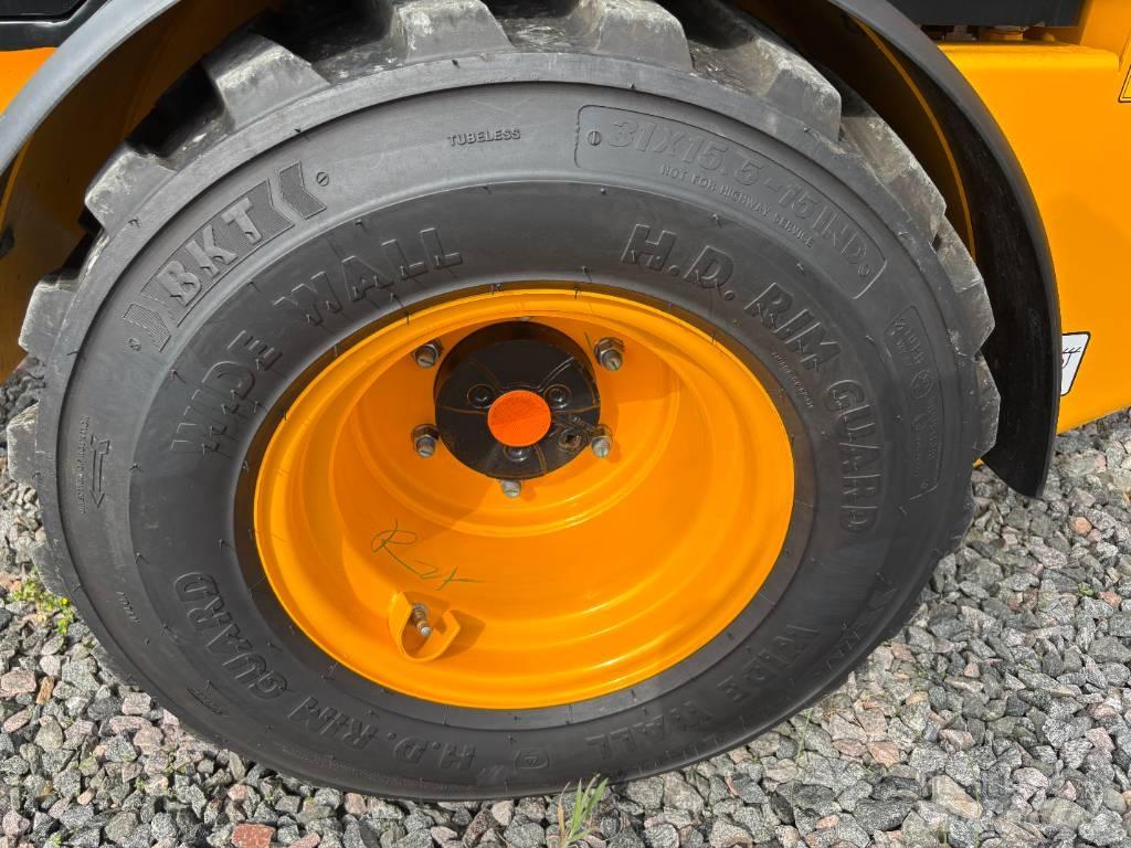 JCB 403 小型裝載機
