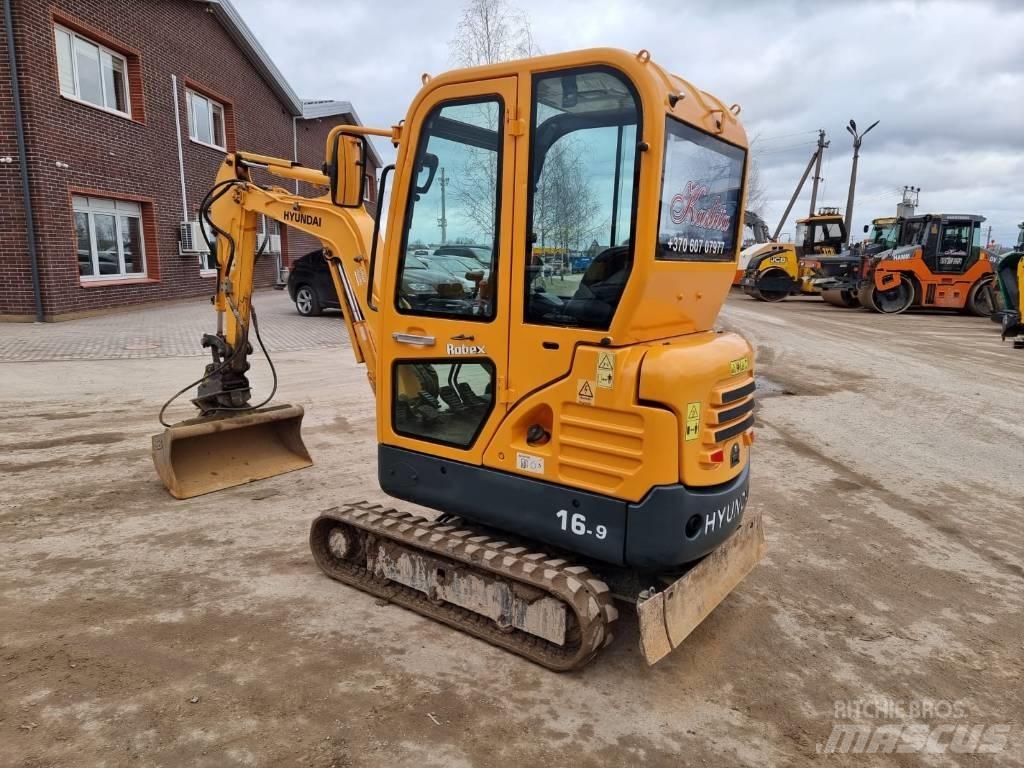Hyundai R16-9 小型挖土機/掘鑿機<7t(小型挖掘機)
