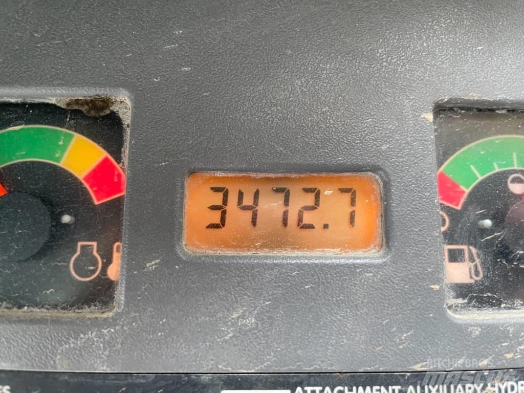 Bobcat T190 滑移轉向裝載機