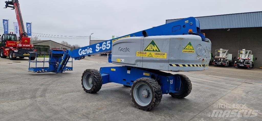 Genie S 65 伸縮臂高空作業車