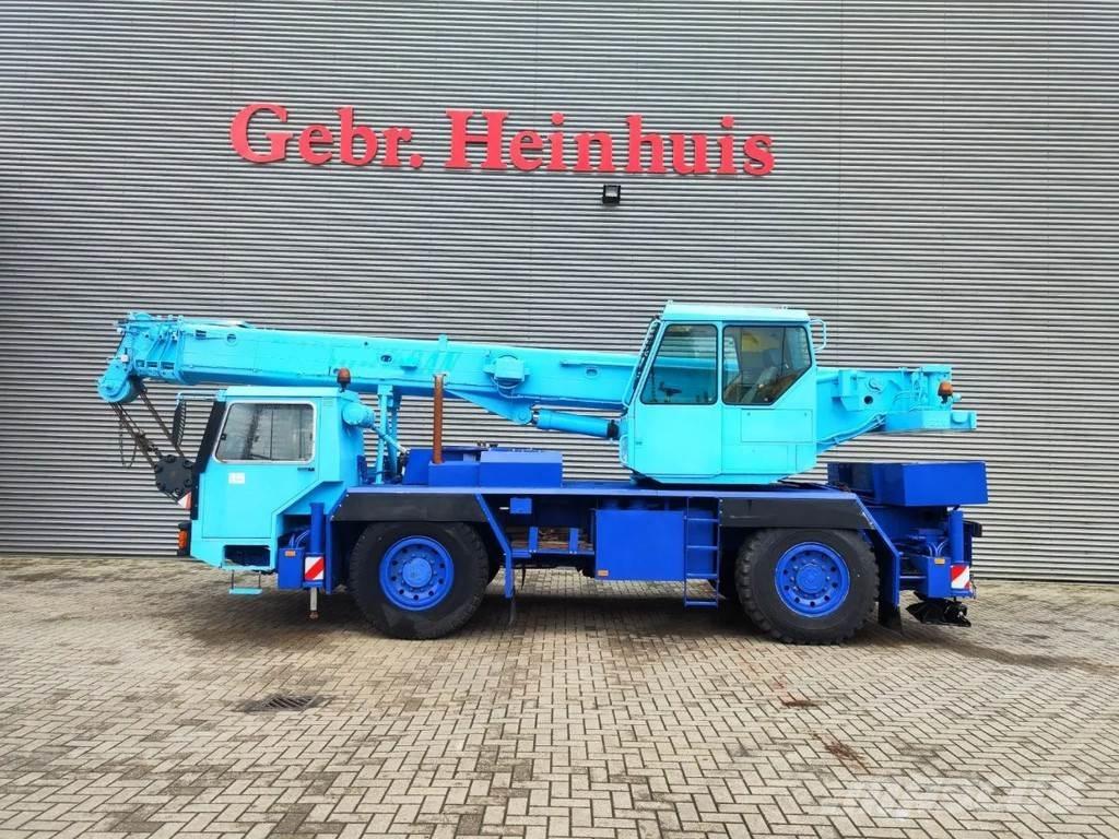 Liebherr LTM 1025 全路面起重機/吊車