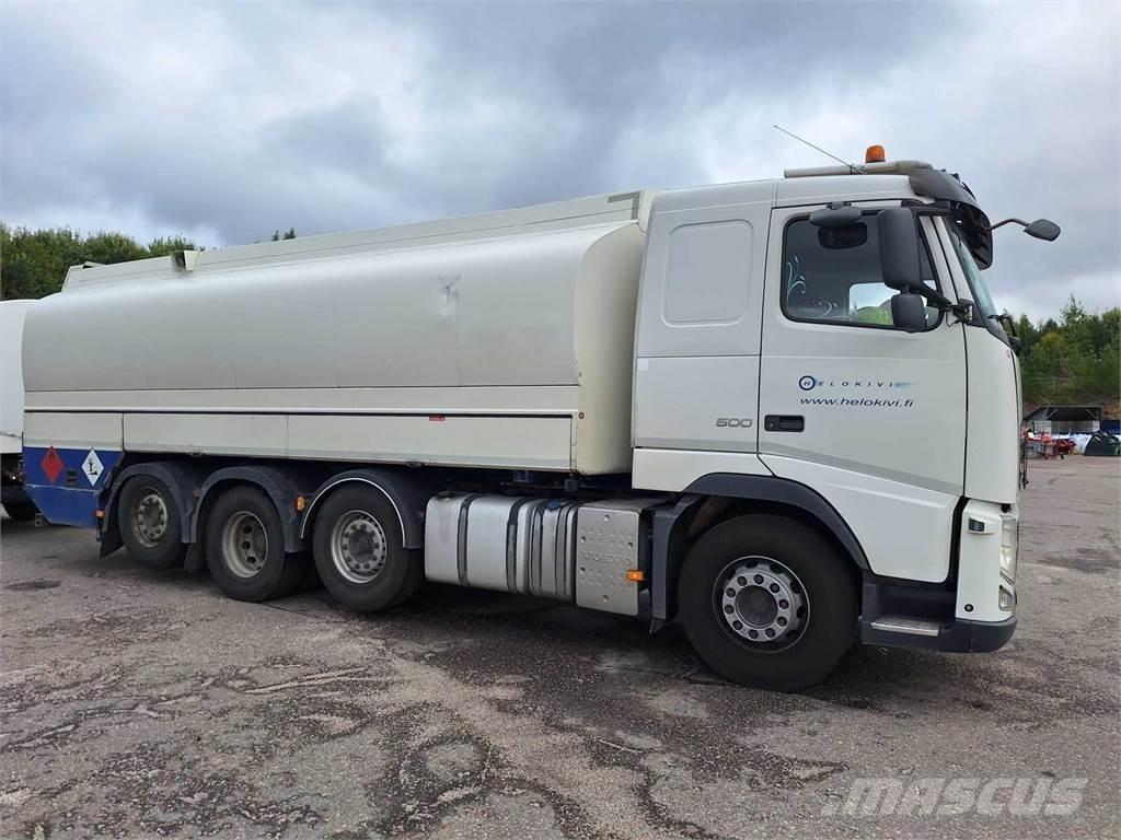 Volvo FH 500 8X2 運油車