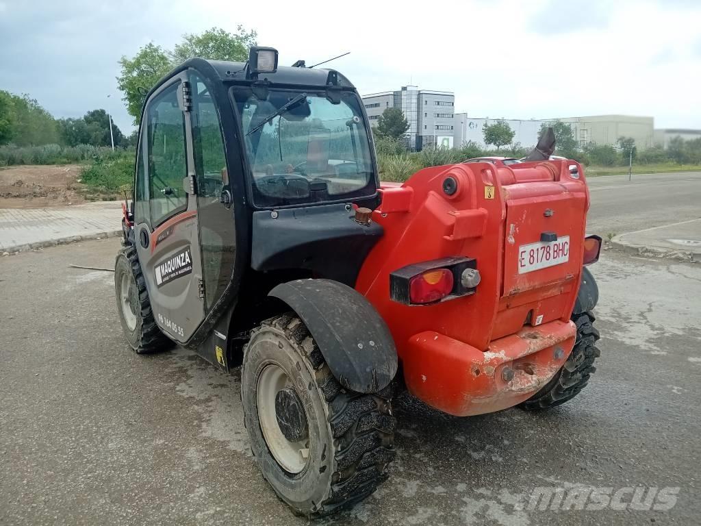 Manitou MT 625 伸縮臂操作車