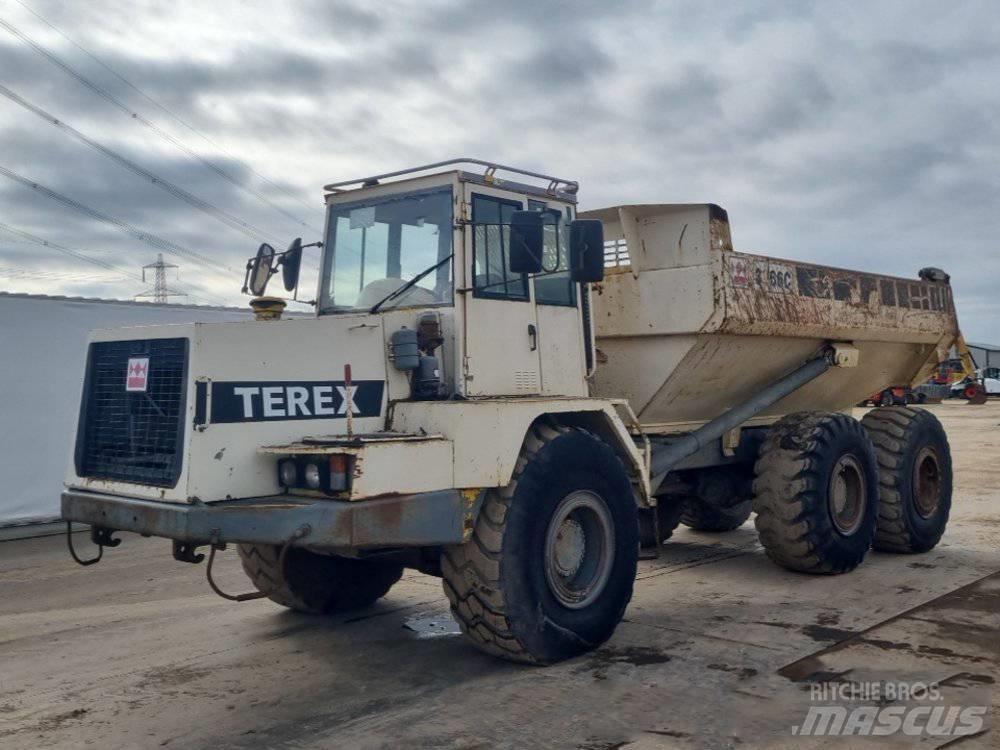 Terex 3066 C 鉸接式起吊車