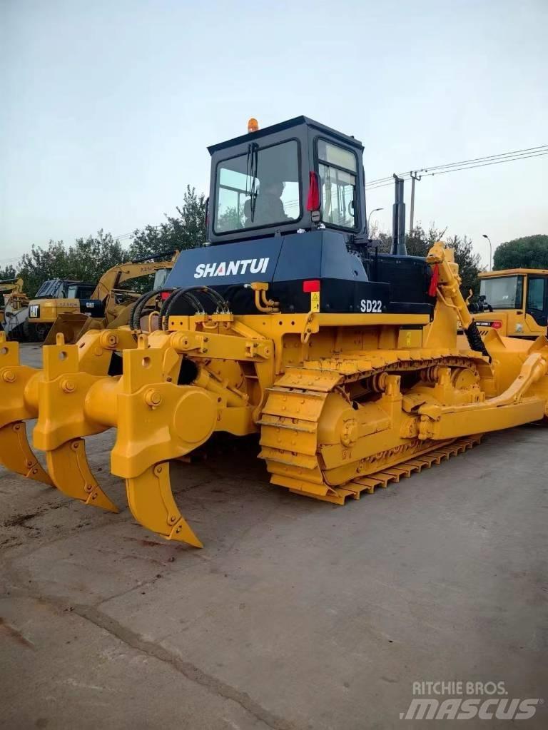 Shantui SD22 履帶推土機