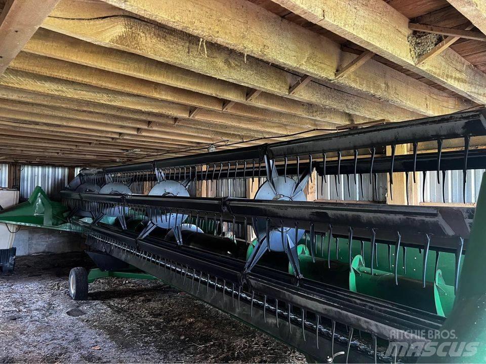 John Deere 925 聯合收割機頭