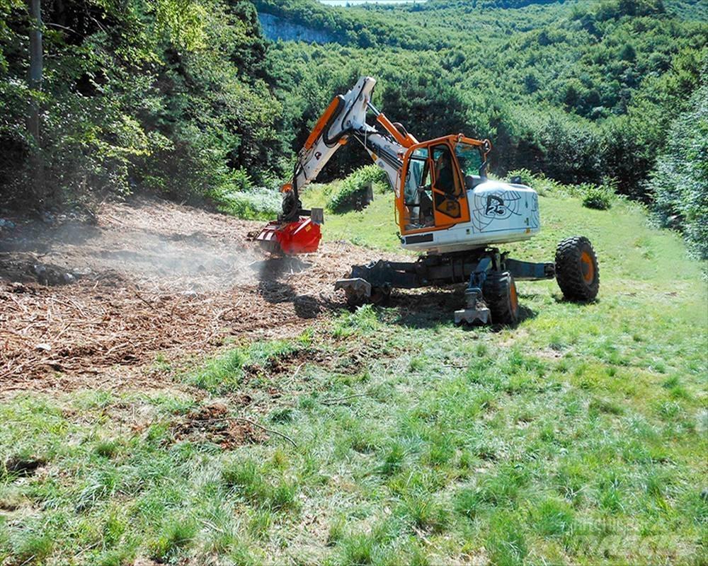 Euromach R125 水陸兩用挖掘機