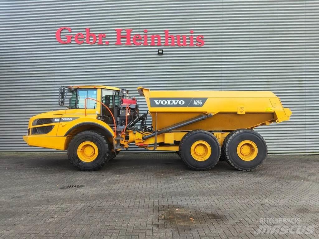 Volvo A25G 6x6 鉸接式起吊車