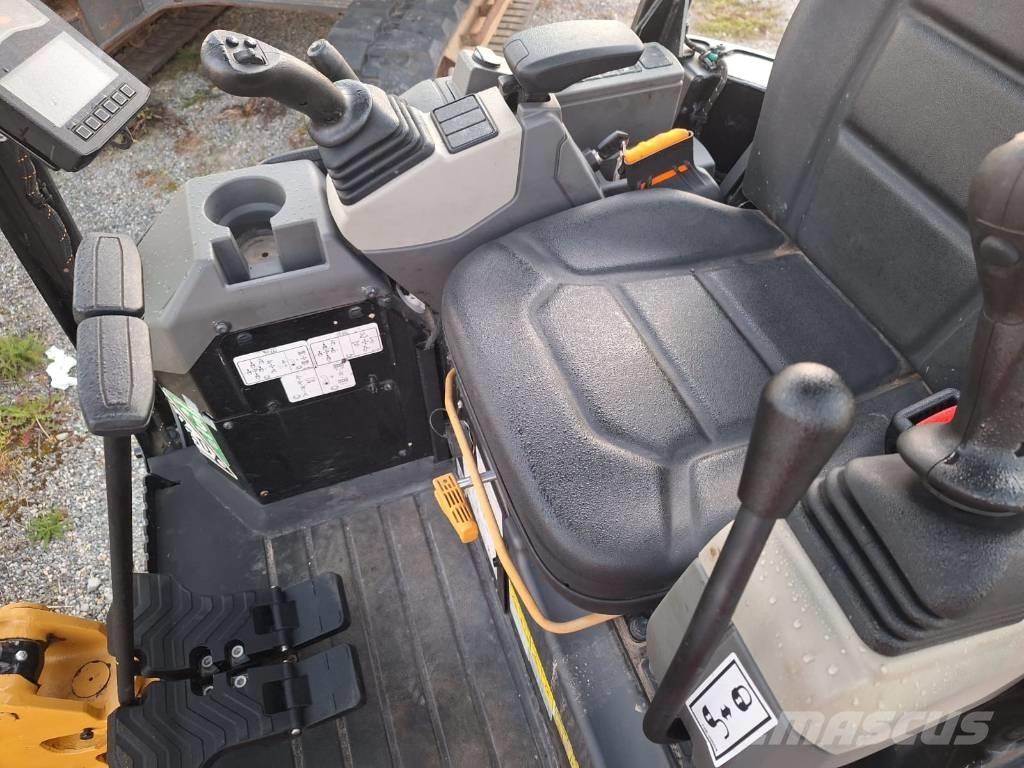 CAT 301.5 小型挖土機/掘鑿機<7t(小型挖掘機)