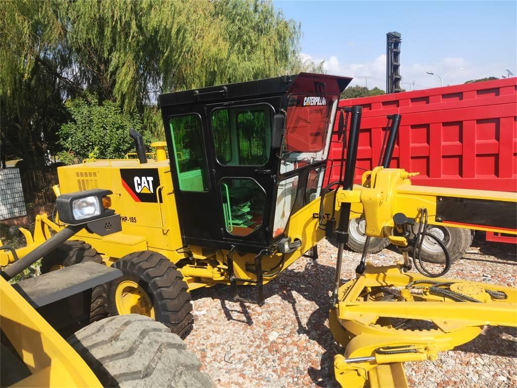CAT 140 K 平土機