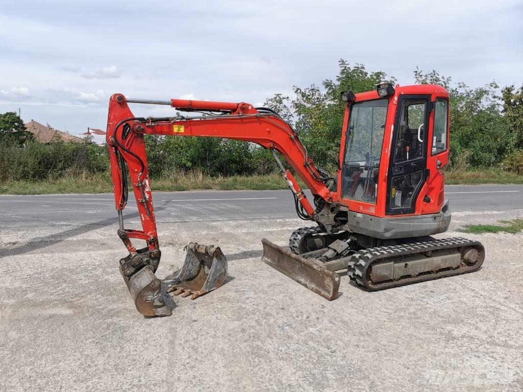 Kubota U 35-3 小型挖土機/掘鑿機<7t(小型挖掘機)