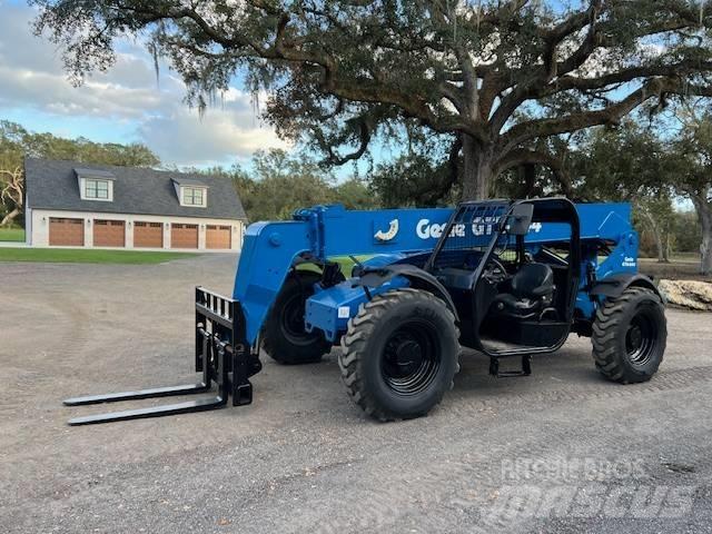 Genie GTH 844 伸縮臂操作車