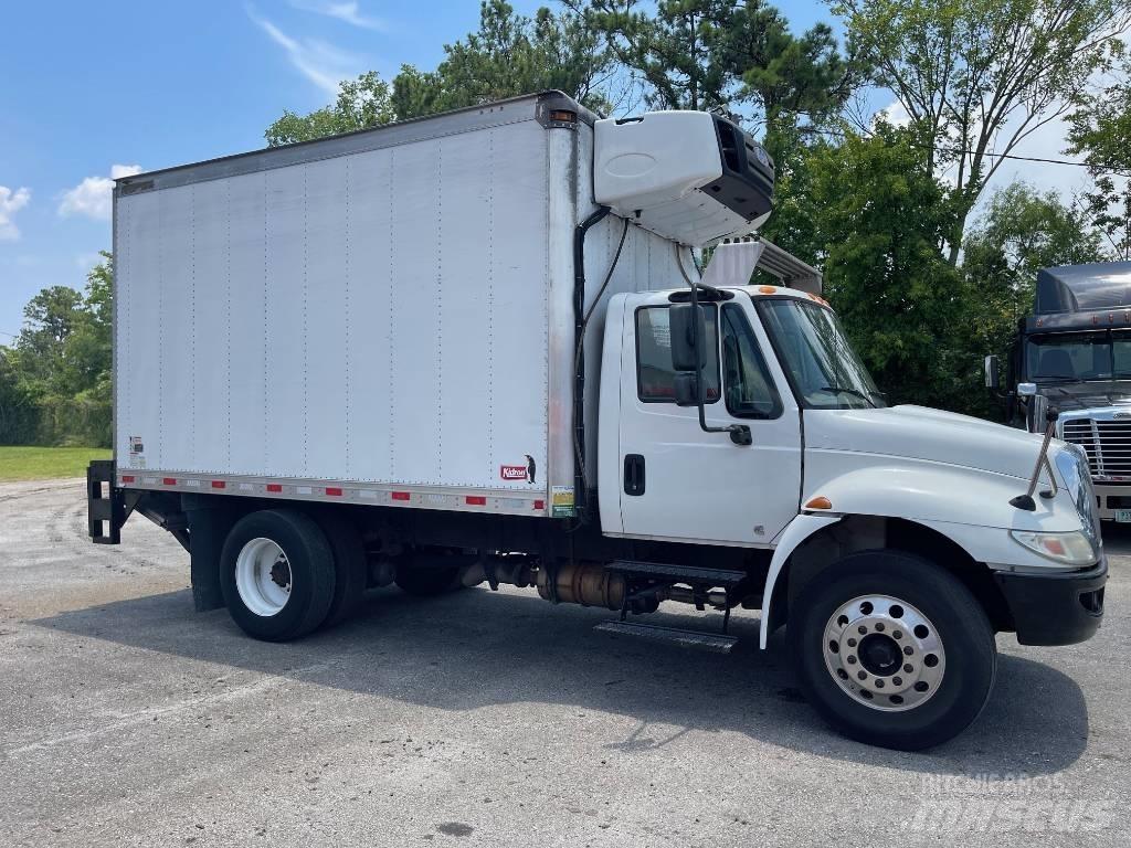 International 4300 溫控卡車