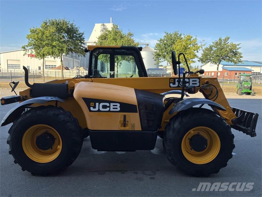 JCB 526-56 農業用伸縮臂裝載機